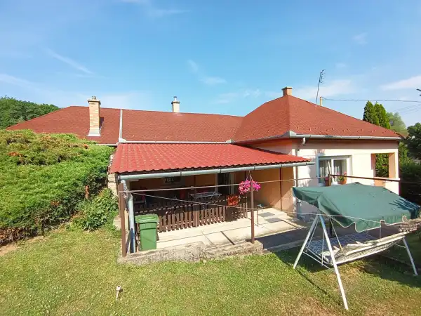 Eladó családi ház, Alsópetény 4 szoba 98 m² 71.9 M Ft