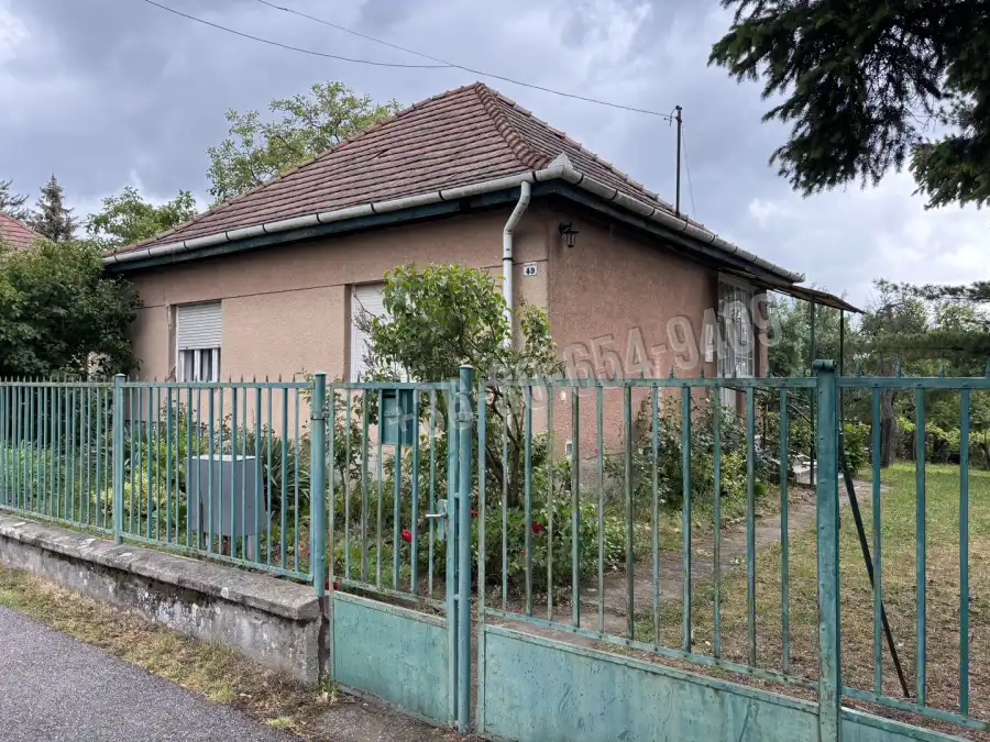 eladó családi ház, Diósjenő