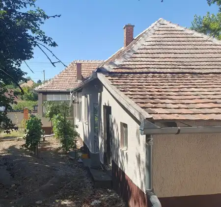 Eladó családi ház, Ecséd 3 szoba 90 m² 23.5 M Ft
