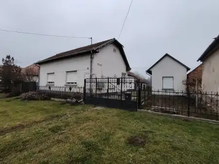 Eladó családi ház, Ipolyvece 4 szoba 105 m² 22.9 M Ft