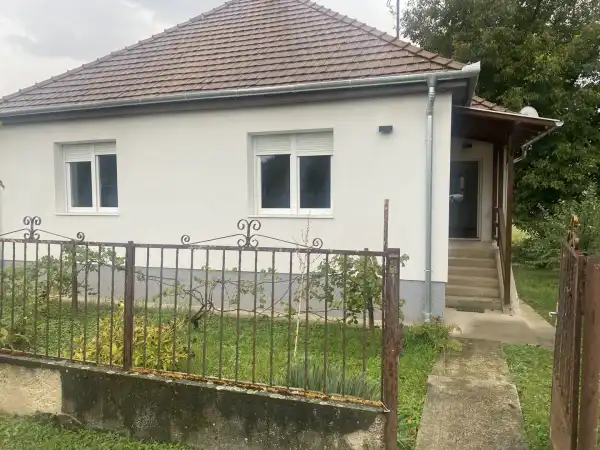 Eladó családi ház, Legénd 2 szoba 93 m² 36.8 M Ft