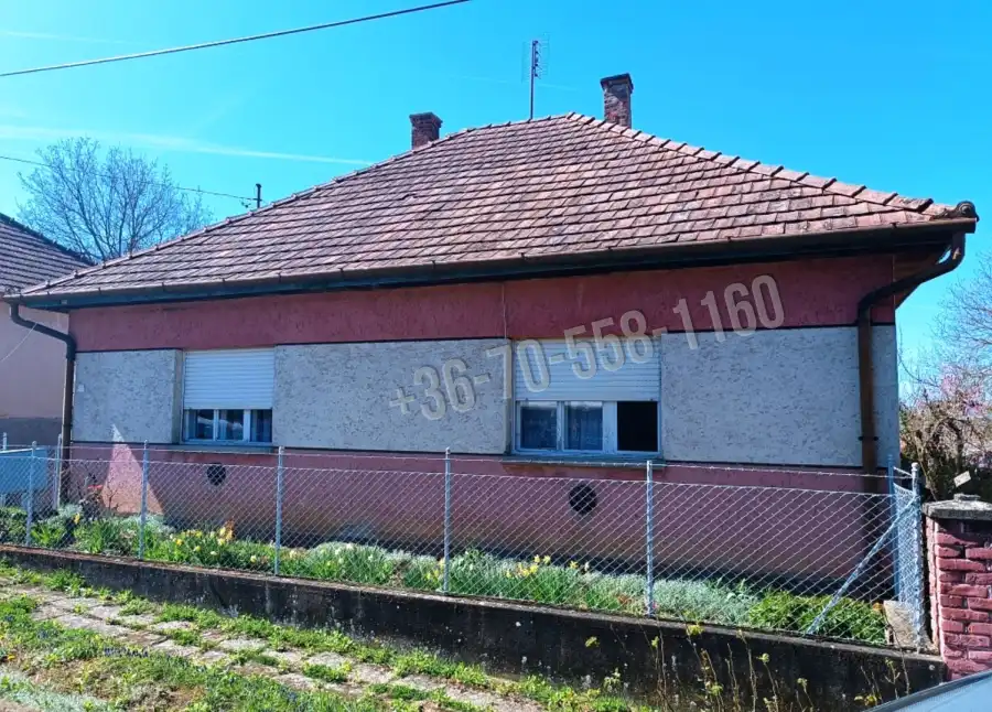 eladó családi ház, Perőcsény