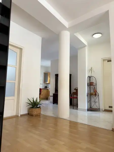 Eladó családi ház, Vác 4 szoba 145 m² 104 M Ft