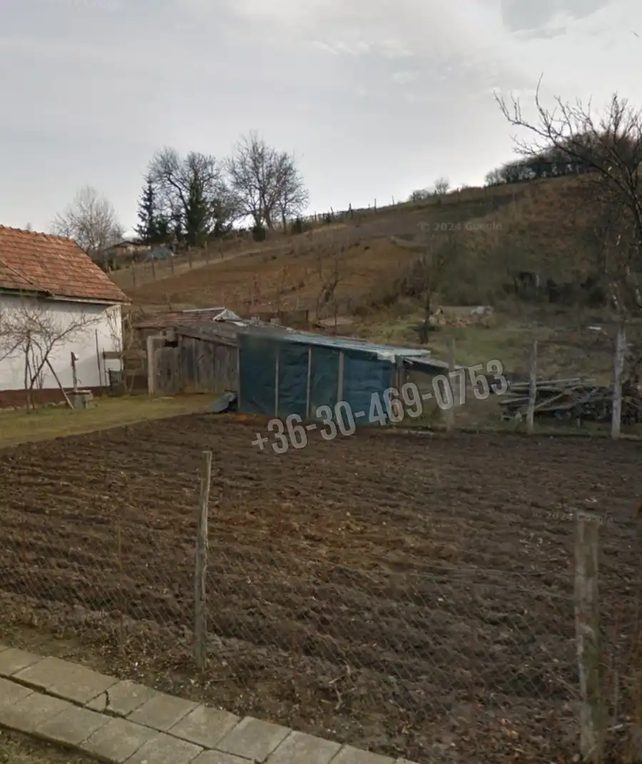 eladó  Építési telek, Cserháthaláp