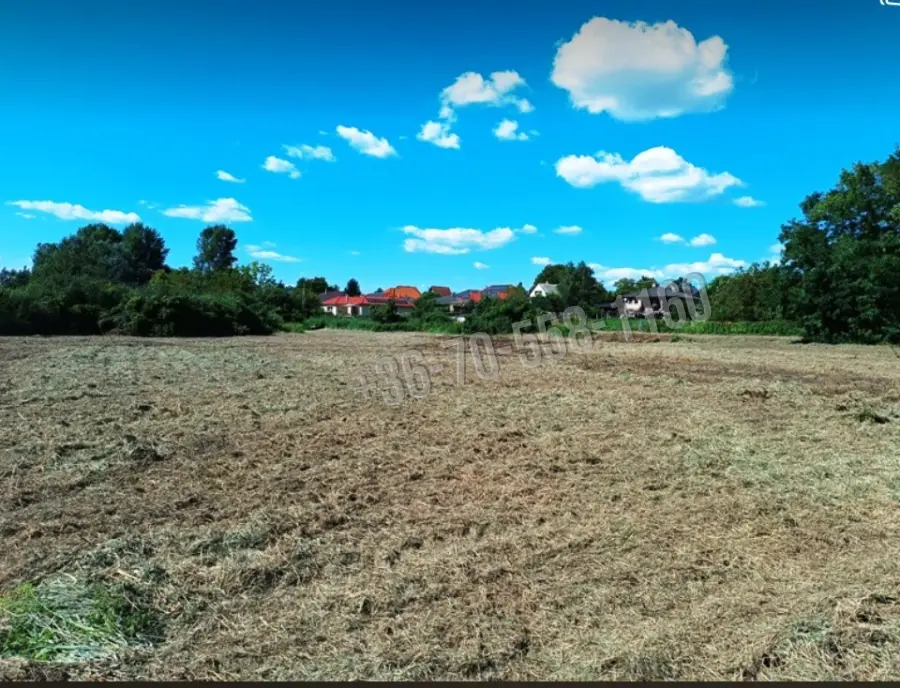 eladó  , Göd