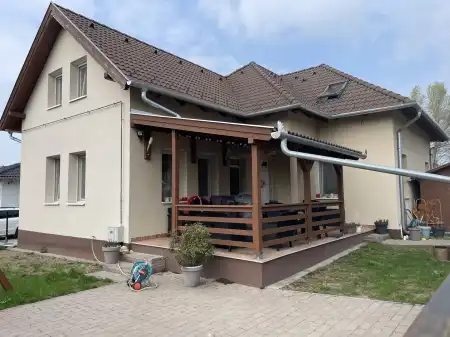 Eladó ikerház, Fót 5 szoba 107 m² 129.9 M Ft