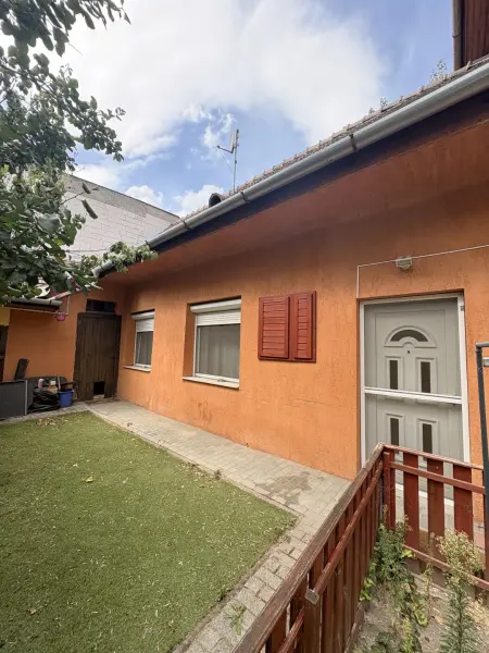 Eladó téglalakás, Vác 2 szoba 51 m² 55.7 M Ft