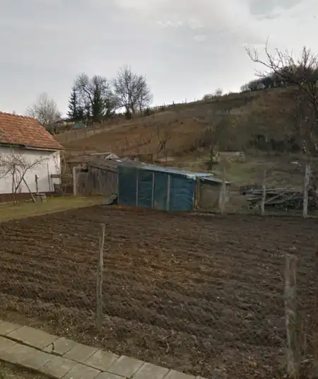 Eladó telek, Cserháthaláp 1704 m² 5.5 M Ft