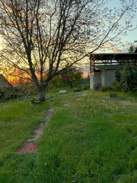 Eladó telek, Vác 784 m² 35 M Ft