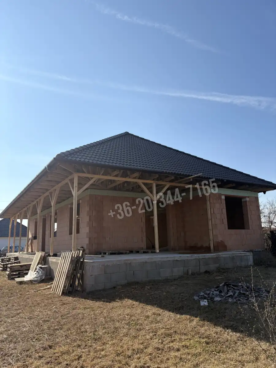 eladó új építésű családi ház, Nézsa