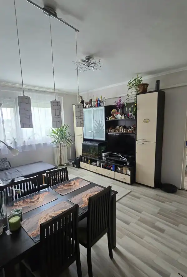 Eladó újszerű panellakás, Dunakeszi 3 szoba 71 m² 74.5 M Ft